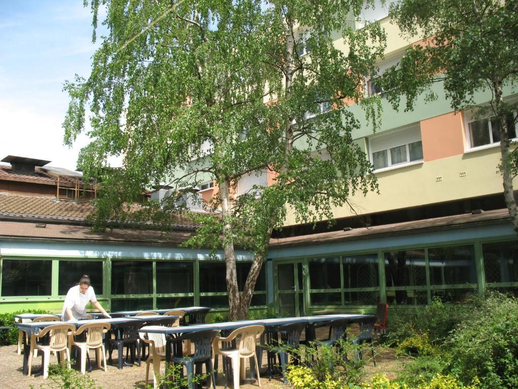 Ethic Etapes Dijon Accueil 24H24 Et Parking Gratuit Hotel Exterior photo